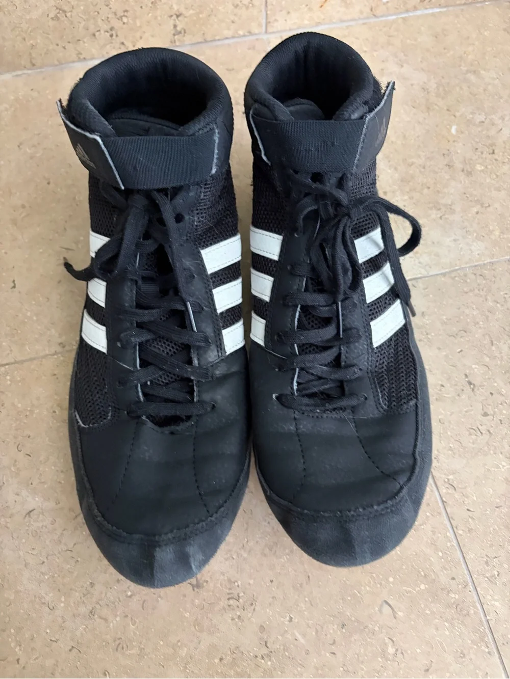 Men’s Adidas 10.5 Wrestling Shoes Black/White